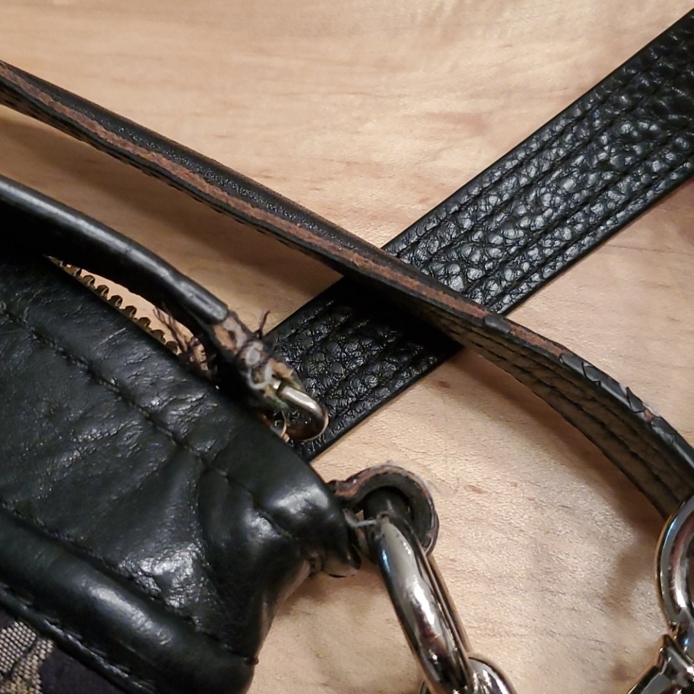 Coach Bag - Picture 3 of 6